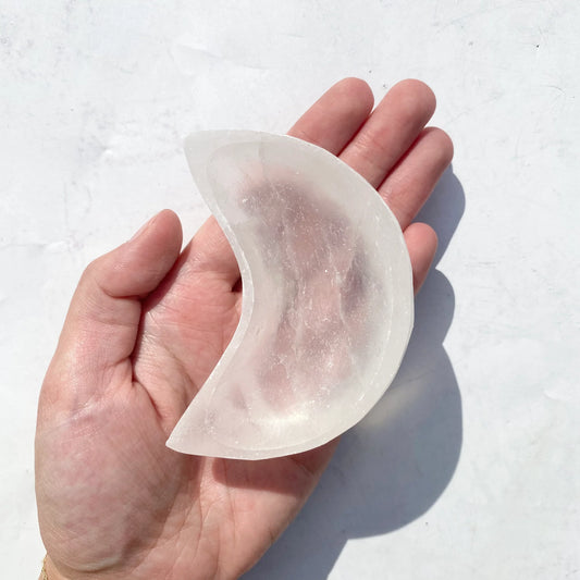 Selenite Charging Bowl - Moon Shape